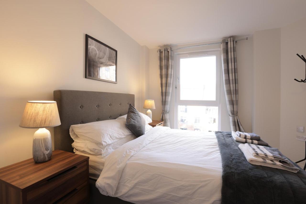 Southbank Leeds Apartment. New! With Free Parking Exterior photo